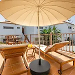 Villa Bay Beachfront By Holidays Corralejo