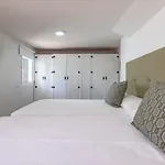 Villa Bay Beachfront By Holidays