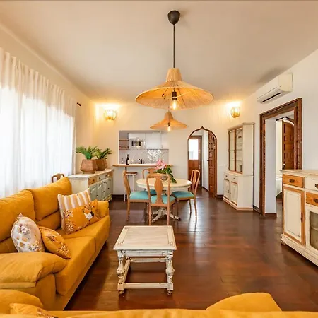 Villa Family Beach House Corralejo Bay By Holidays Home