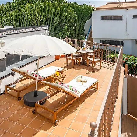 Bay Beachfront By Holidays * Corralejo