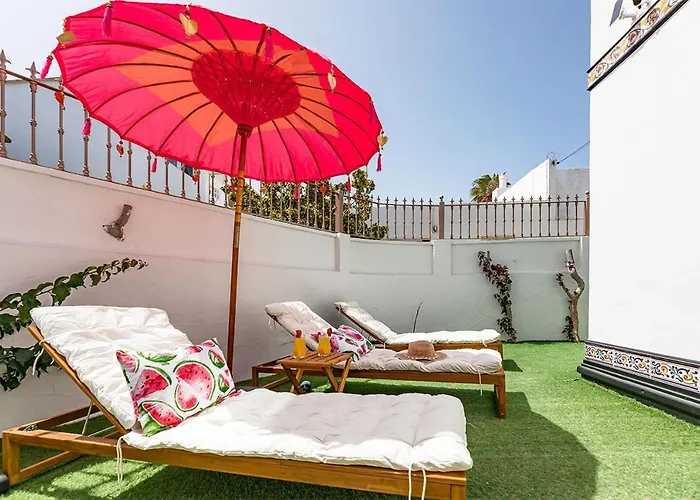 Bay Beachfront By Holidays Willa