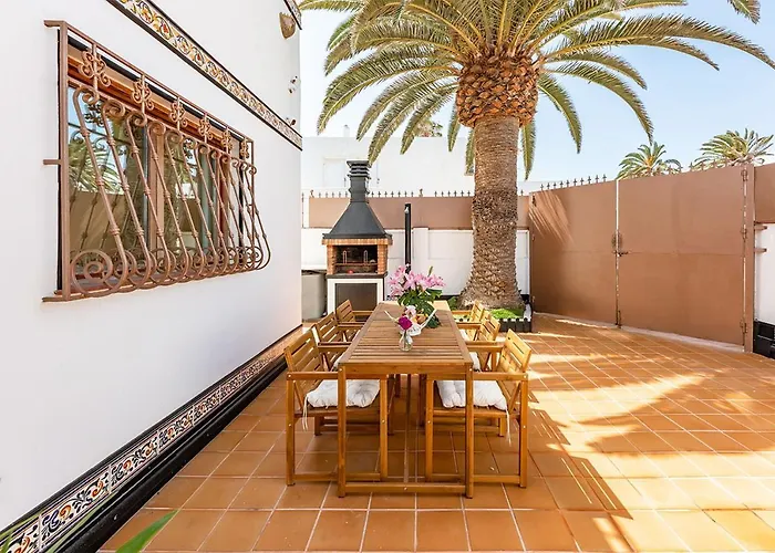 别墅 Bay Beachfront By Holidays *